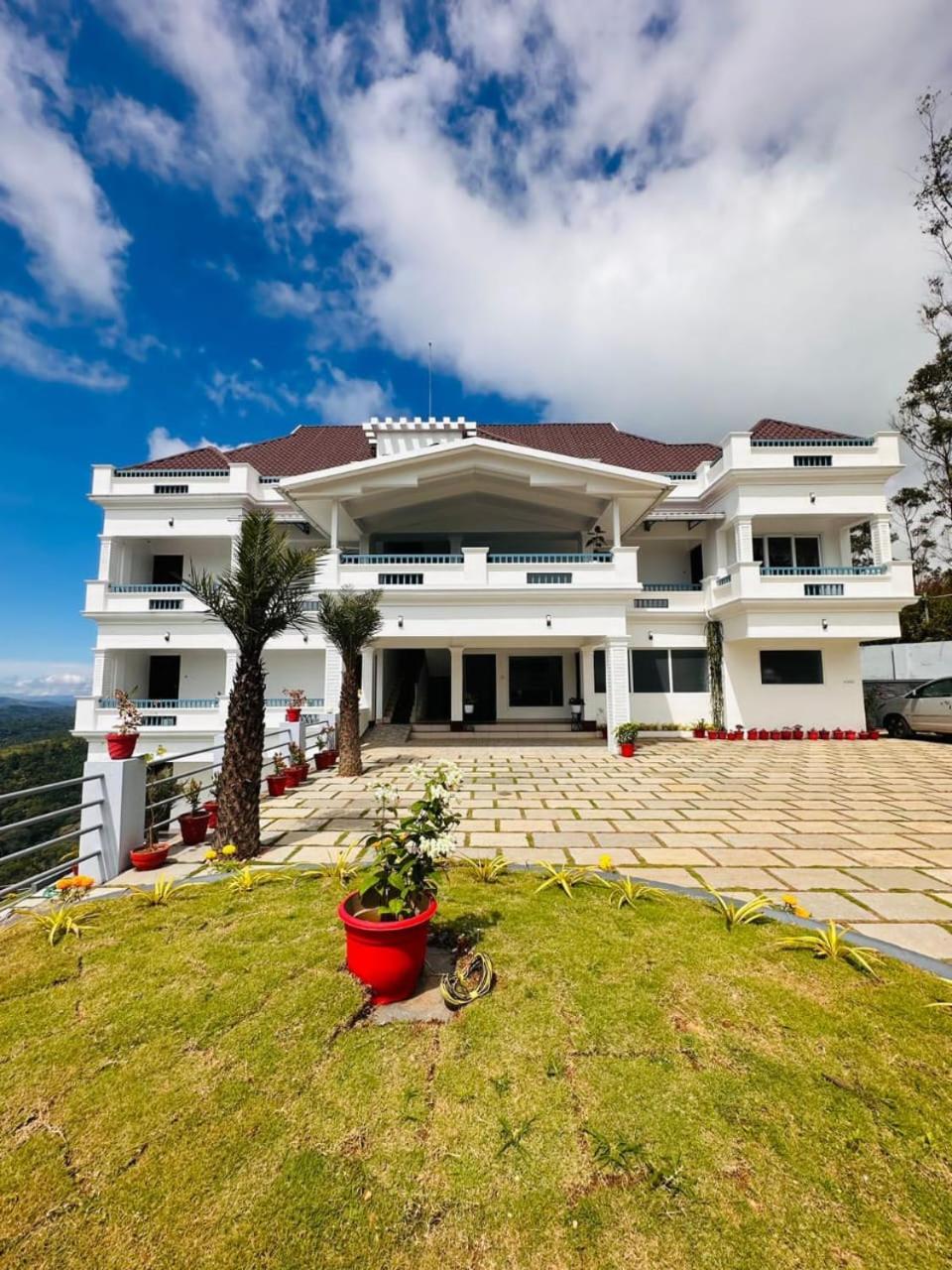 The Windy Mist Resort Munnar Chinnakanal Exterior foto