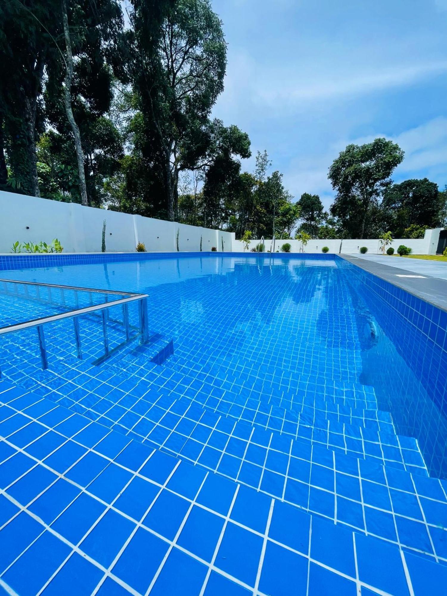 The Windy Mist Resort Munnar Chinnakanal Exterior foto
